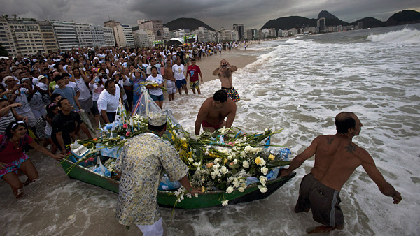 new year tradition brazil