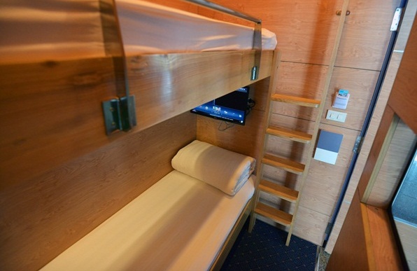 sleeping rooms noi bai airport