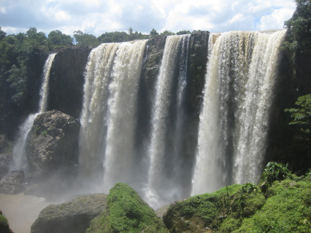 bao-dai-waterfall