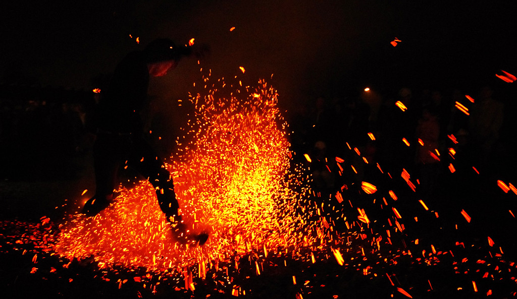 fire-dancing