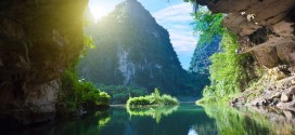 tam coc bich dong