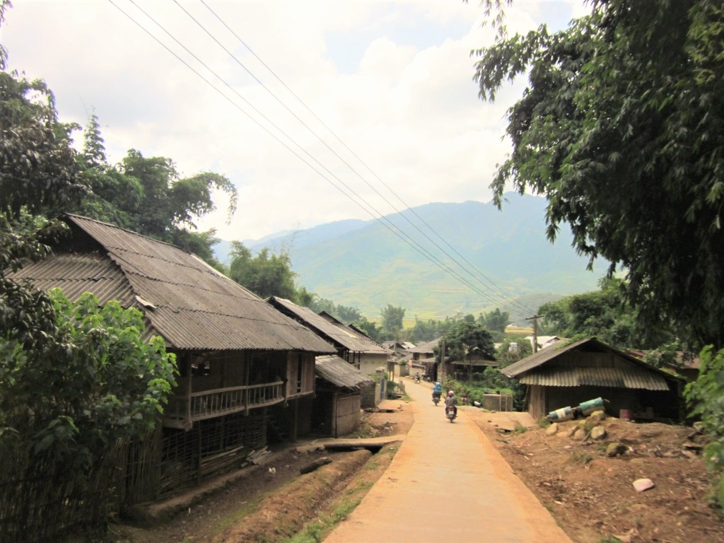 lim-mong-village